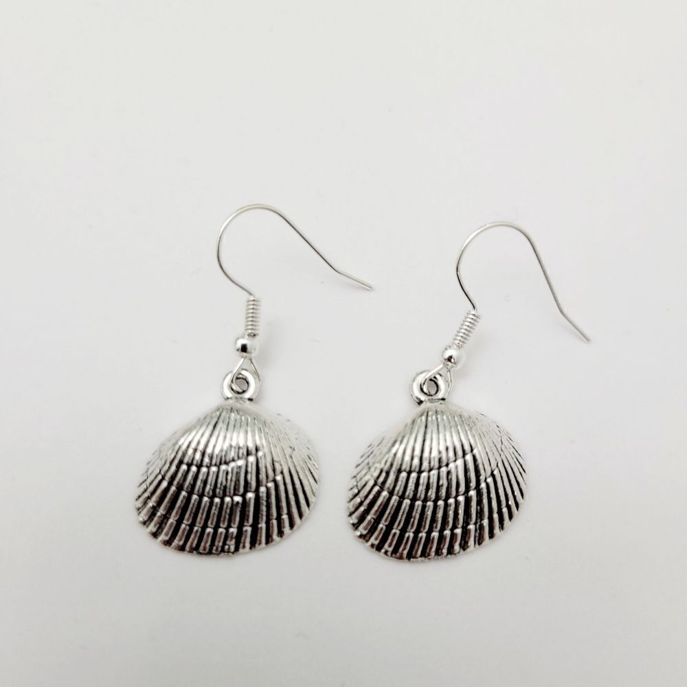 2/$20 Brand New Handmade Seashell Earrings #2